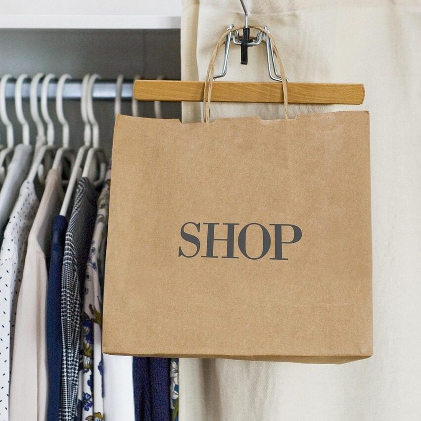 shopping-4011117_1280